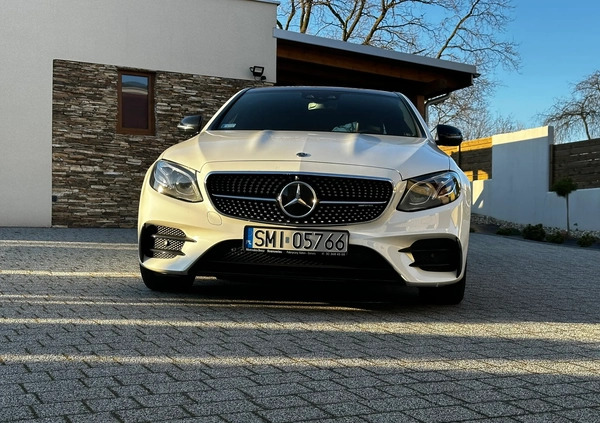 Mercedes-Benz Klasa E cena 238000 przebieg: 73000, rok produkcji 2018 z Ćmielów małe 407